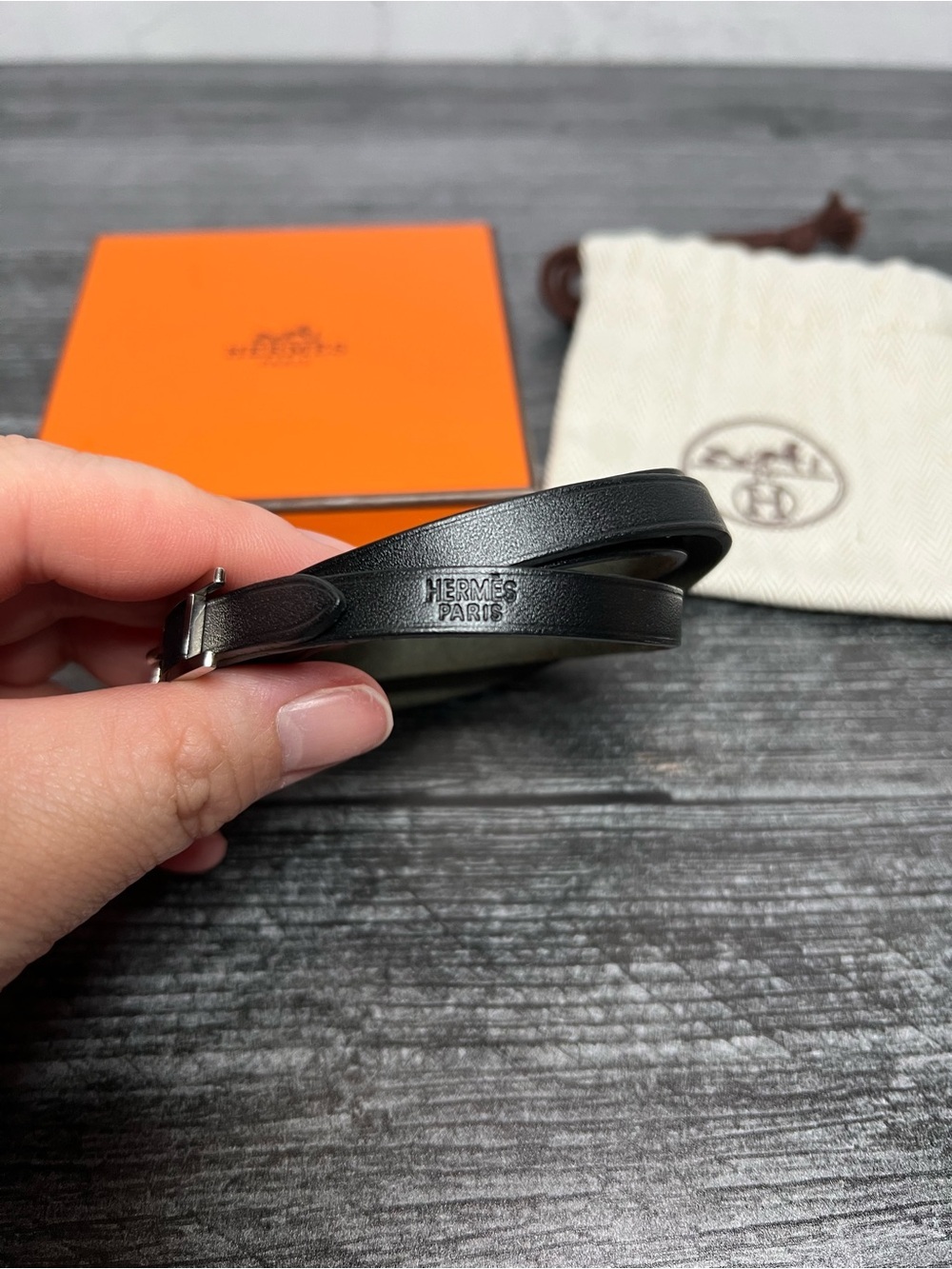 Authentic Hermes Black Leather Double Tour Bracelet with Silver Buckle - Picture 4 of 6